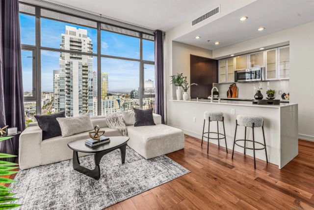 575 6Th 1502, San Diego, CA 92101