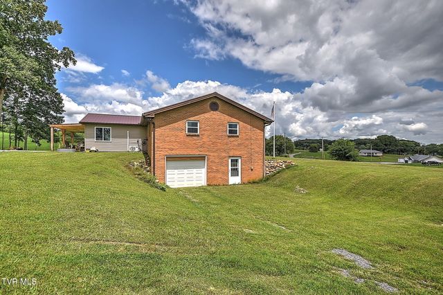 1020 Pigeon Hollow Road, Afton, TN 37616
