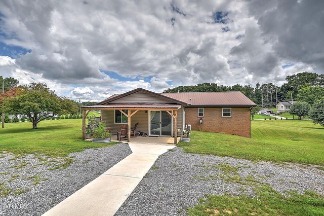 1020 Pigeon Hollow Road, Afton, TN 37616