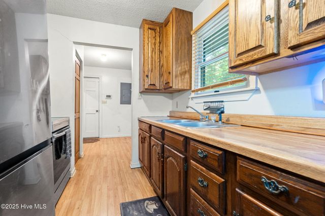 243 Pirate Cove Way, Hertford, NC 27944
