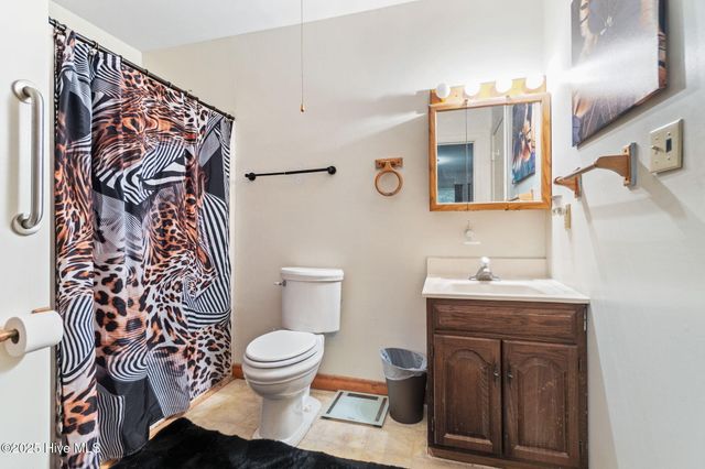 243 Pirate Cove Way, Hertford, NC 27944