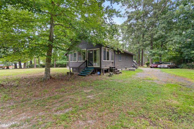 243 Pirate Cove Way, Hertford, NC 27944