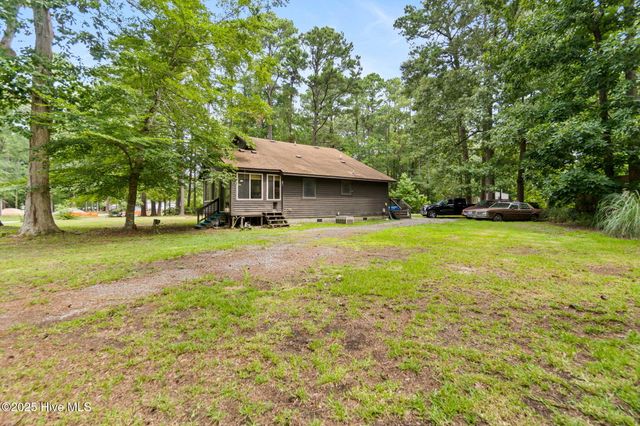 243 Pirate Cove Way, Hertford, NC 27944
