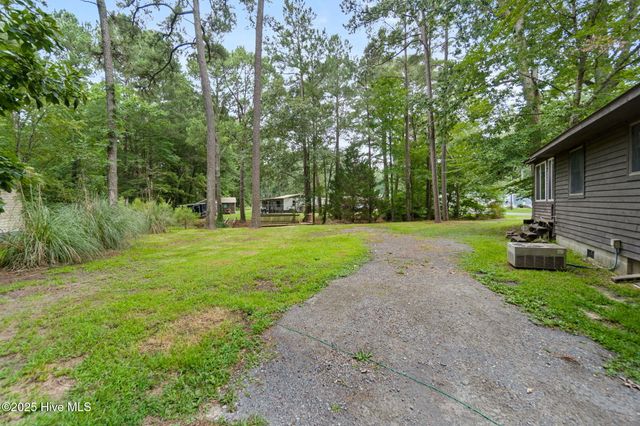 243 Pirate Cove Way, Hertford, NC 27944