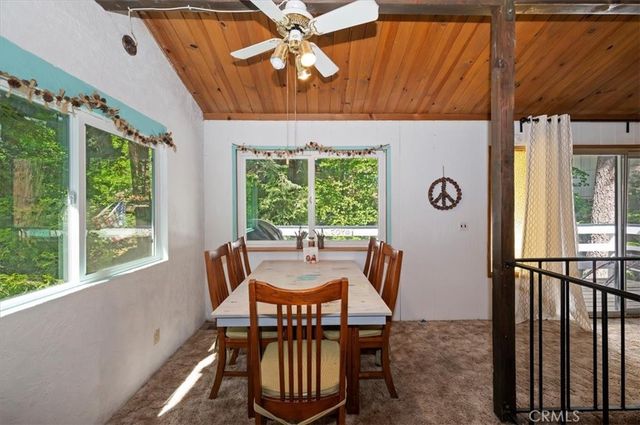 802 Knight Court, Lake Arrowhead, CA 92352