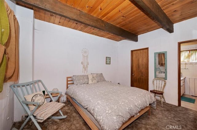 802 Knight Court, Lake Arrowhead, CA 92352