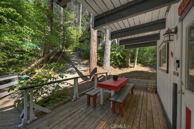 802 Knight Court, Lake Arrowhead, CA 92352
