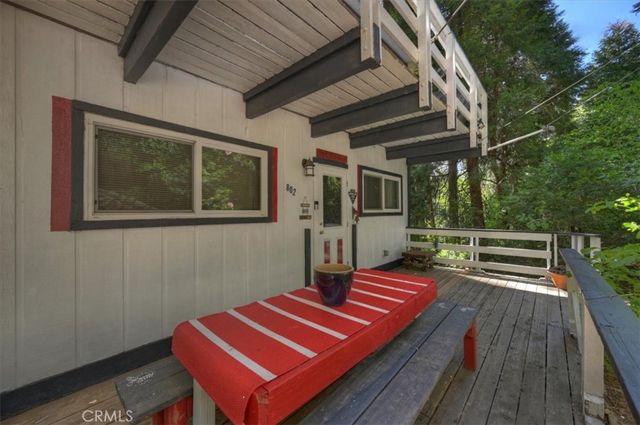 802 Knight Court, Lake Arrowhead, CA 92352
