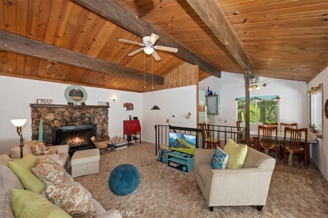 802 Knight Court, Lake Arrowhead, CA 92352