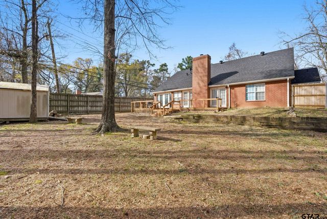 2301 McDonald Rd, Tyler, TX 75701