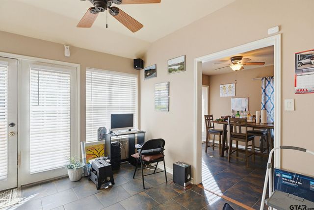 2301 McDonald Rd, Tyler, TX 75701