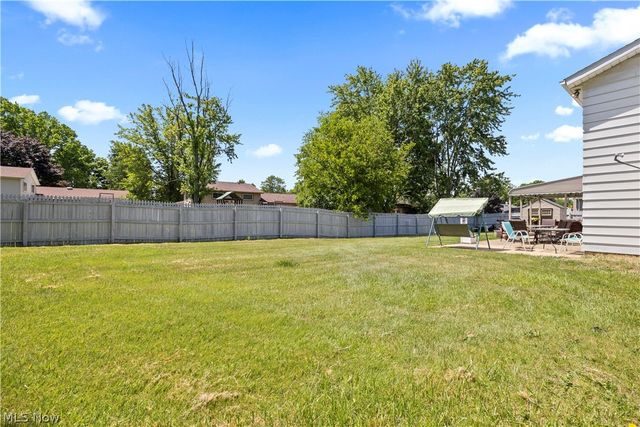 20563 Holly Circle, Strongsville, OH 44149