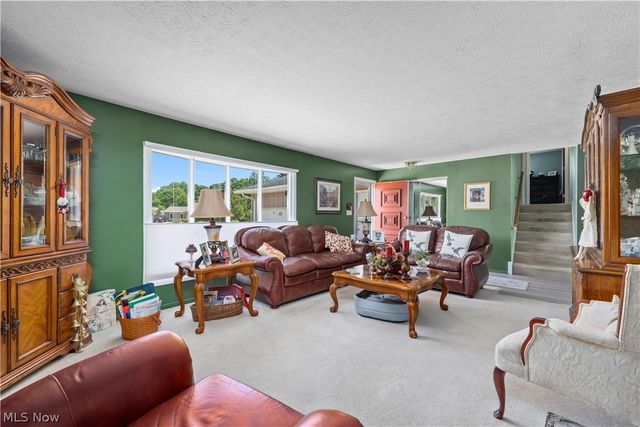 20563 Holly Circle, Strongsville, OH 44149