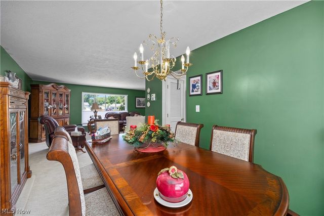 20563 Holly Circle, Strongsville, OH 44149