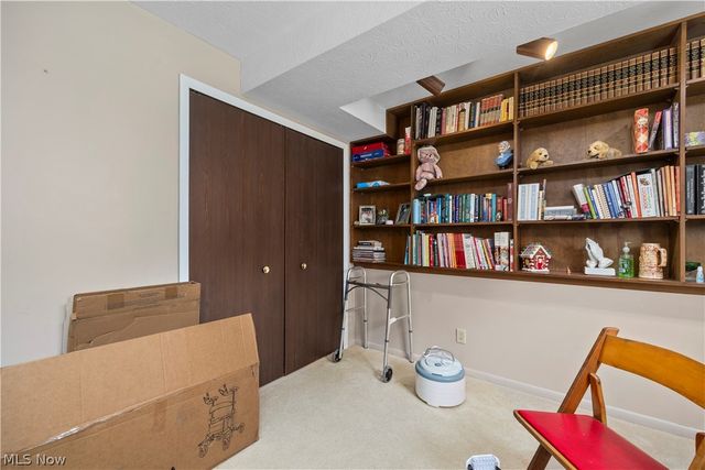 20563 Holly Circle, Strongsville, OH 44149