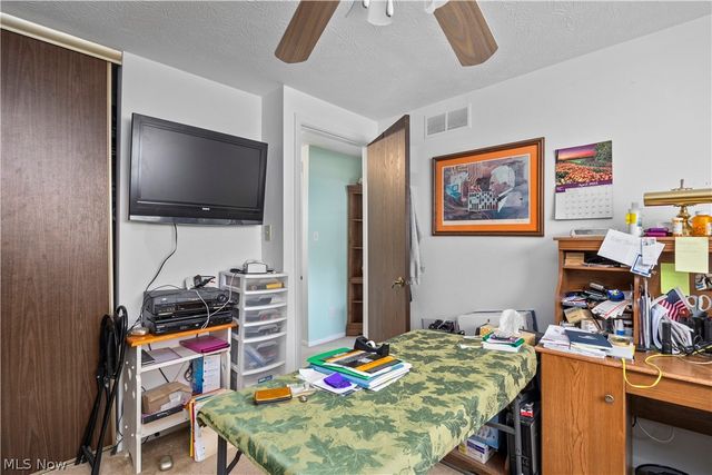 20563 Holly Circle, Strongsville, OH 44149