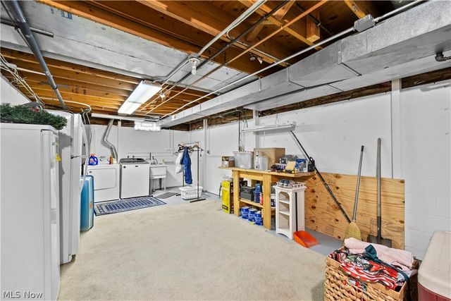 20563 Holly Circle, Strongsville, OH 44149