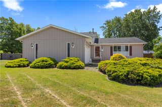 20563 Holly Circle, Strongsville, OH 44149