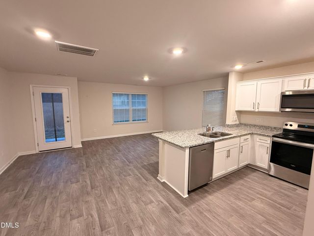 3200 Tatlock Way F, Greenville, NC 27834