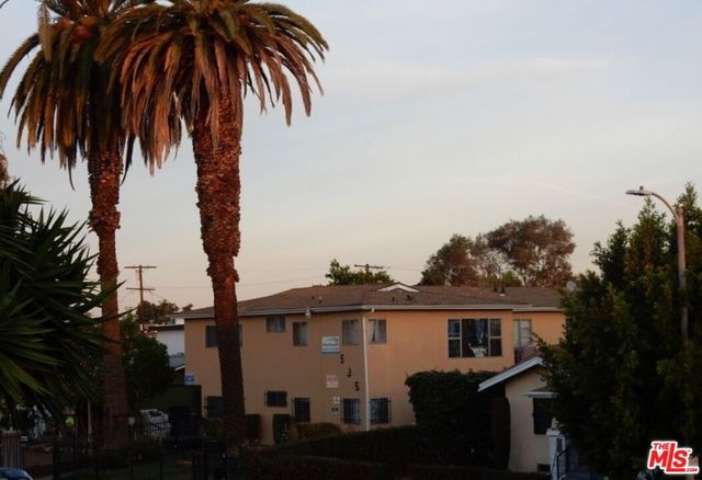 533 W 75th Street 3, Los Angeles, CA 90044