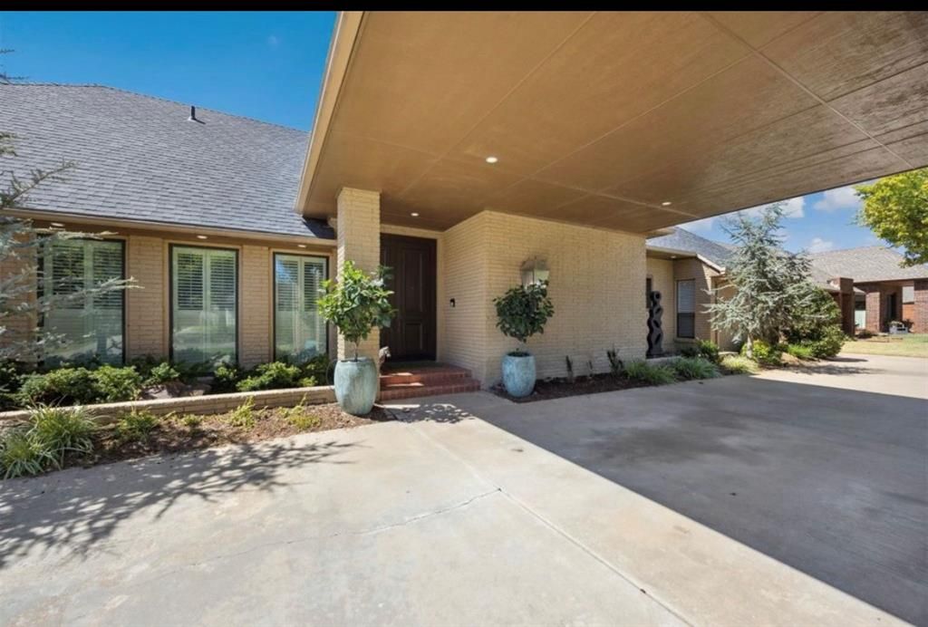12905 Fox Forest Circle, Oklahoma City, OK 73142