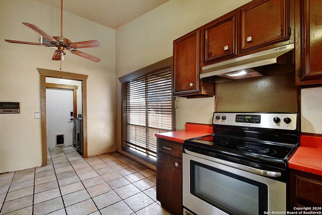 5303 Cerro Vista, San Antonio, TX 78233