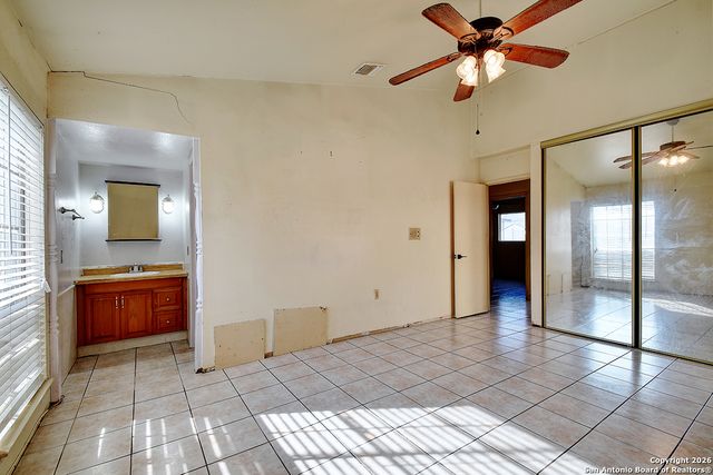 5303 Cerro Vista, San Antonio, TX 78233