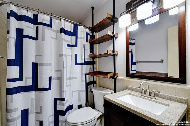 5303 Cerro Vista, San Antonio, TX 78233