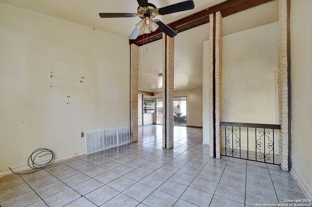 5303 Cerro Vista, San Antonio, TX 78233