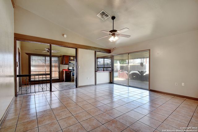 5303 Cerro Vista, San Antonio, TX 78233