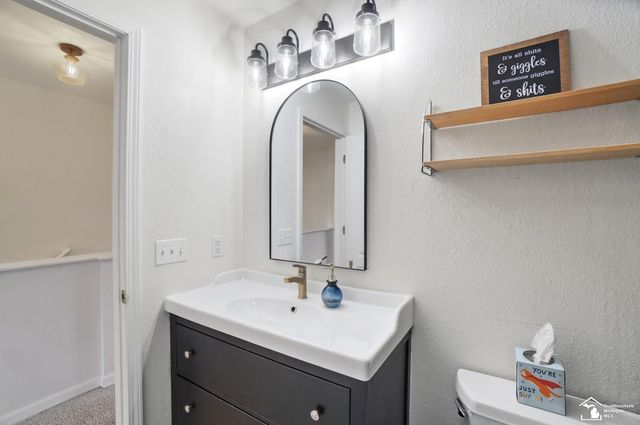 208 Beachwalk Trail, Luna Pier, MI 48157