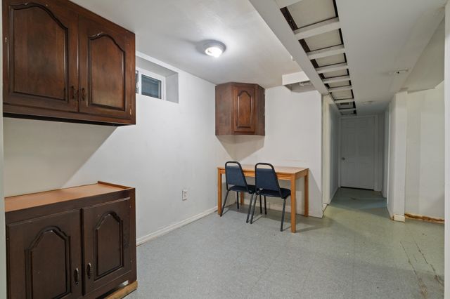 1094 AVENUE C, Bayonne, NJ 07002