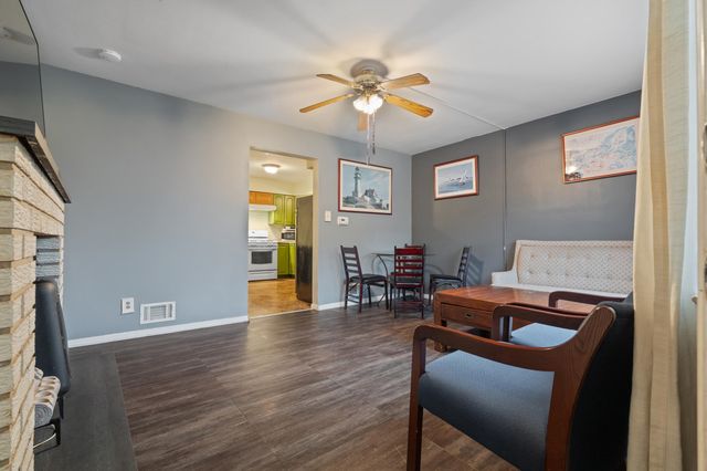 1094 AVENUE C, Bayonne, NJ 07002