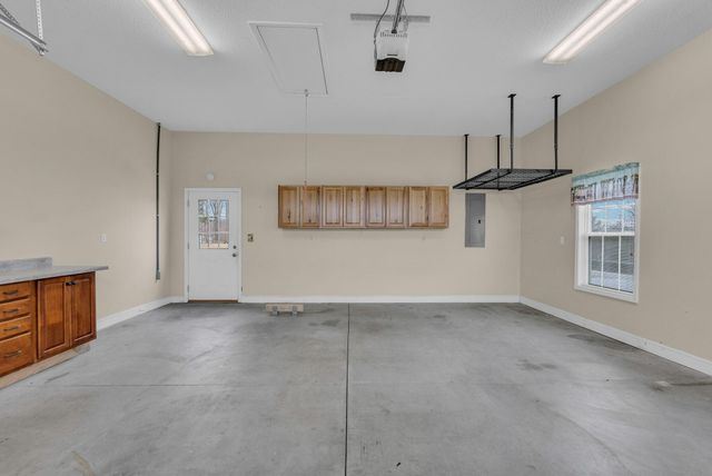 18 Sundown Lane, Crossville, TN 38571