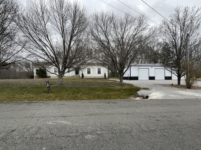 18 Sundown Lane, Crossville, TN 38571