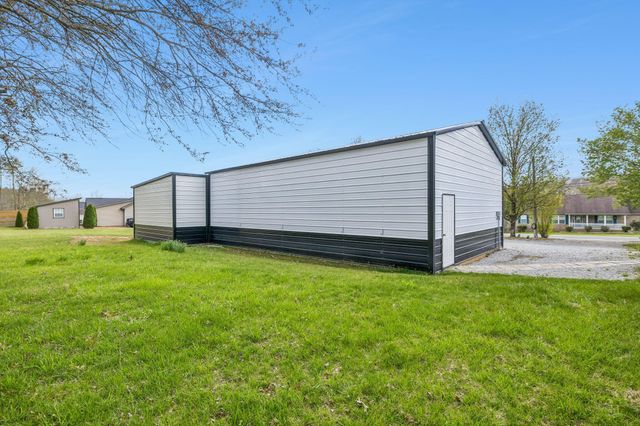 18 Sundown Lane, Crossville, TN 38571