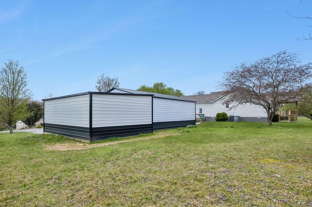 18 Sundown Lane, Crossville, TN 38571