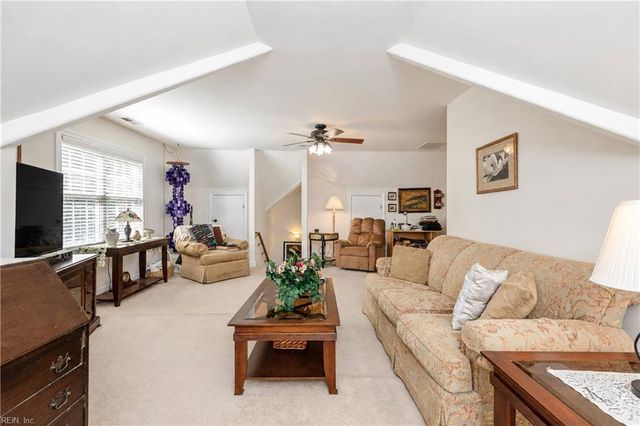 195 Stanley CT, Surry, VA 23883