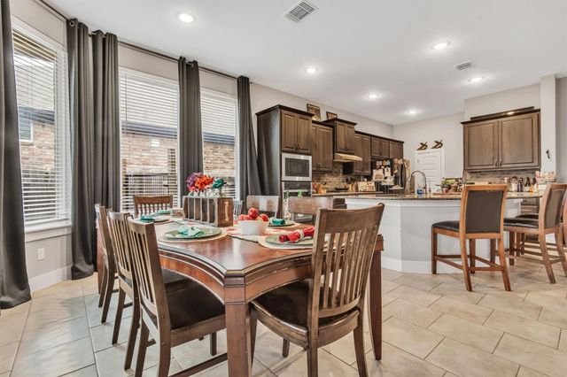 487 Gamble DR, Buda, TX 78610