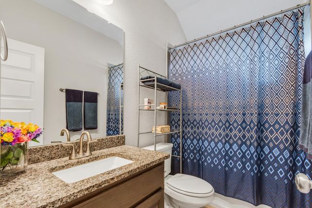 487 Gamble DR, Buda, TX 78610