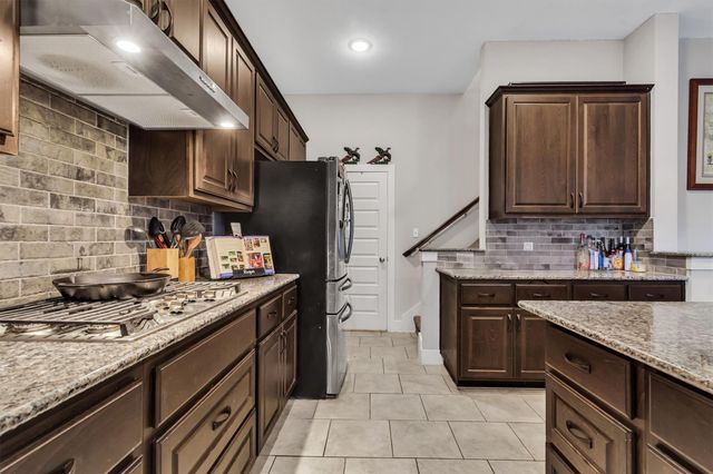 487 Gamble DR, Buda, TX 78610