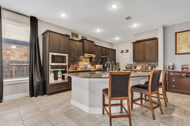 487 Gamble DR, Buda, TX 78610