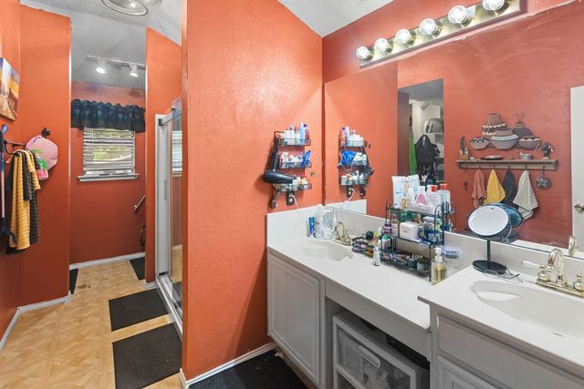 2610 Vistaview Drive, Corinth, TX 76210