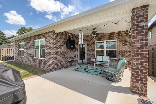 603 Magnolia Place, Hartselle, AL 35640