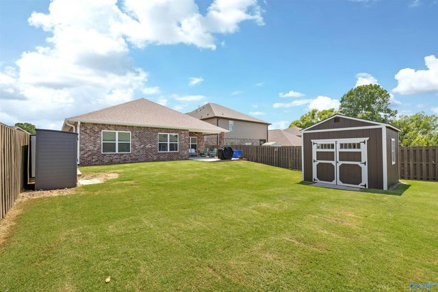 603 Magnolia Place, Hartselle, AL 35640