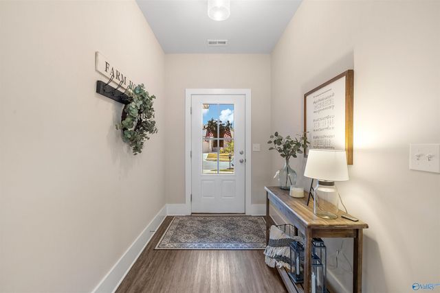 603 Magnolia Place, Hartselle, AL 35640