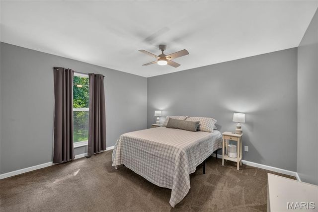 23 Crescent Woods Drive, St Peters, MO 63376