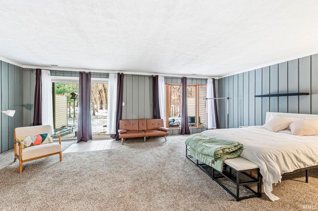 2049 N Trailridge Drive, Mishawaka, IN 46544