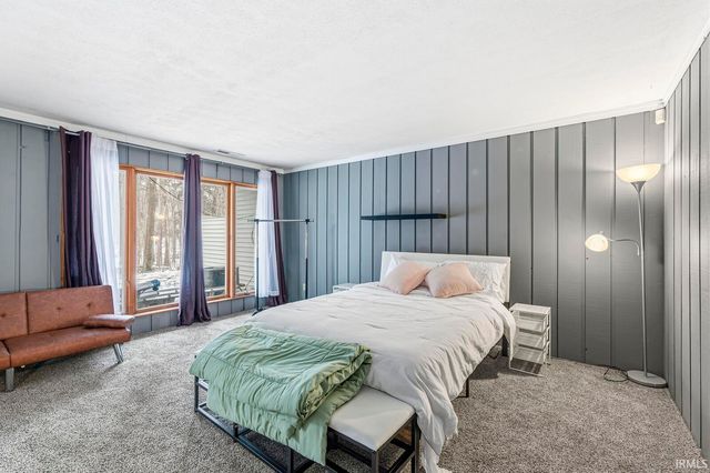 2049 N Trailridge Drive, Mishawaka, IN 46544