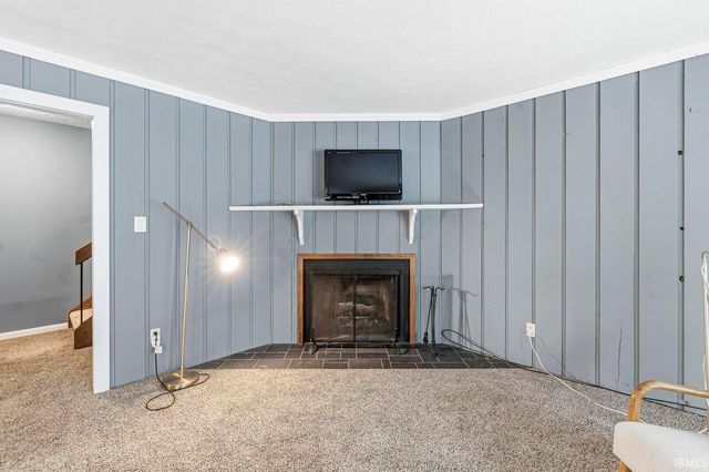 2049 N Trailridge Drive, Mishawaka, IN 46544